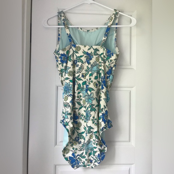 Lands End Floral One Piece Bathing Suit - Picture 2 of 6